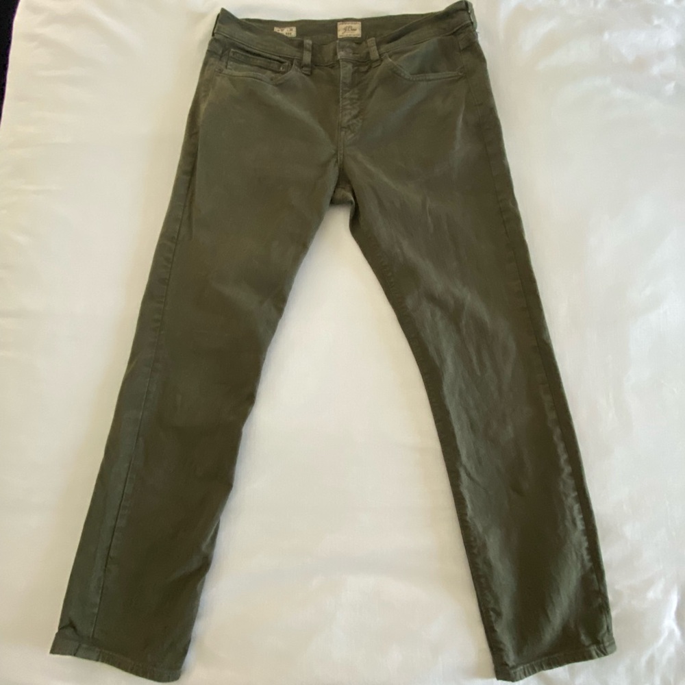 J. Crew 484 garment-dyed five-pocket 32x30 - Shadow Olive